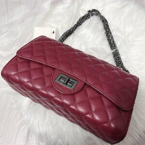 Quilted bag red